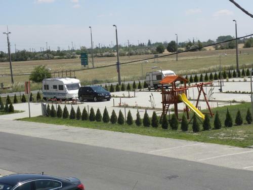 Hotel R�zsa Cs�rda