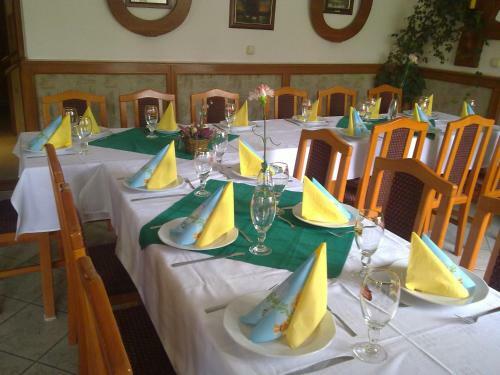 Hostal Park Panzi� �s �tterem