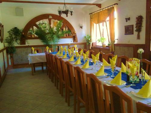 Hostal Park Panzi� �s �tterem