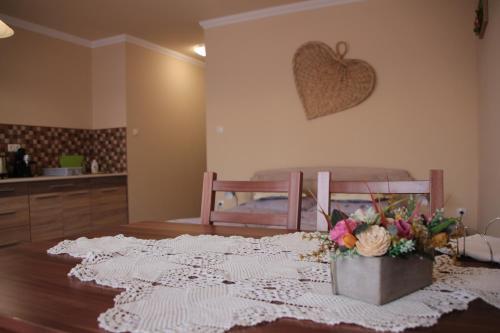 Imola �s Andrea Apartmanh�z 2