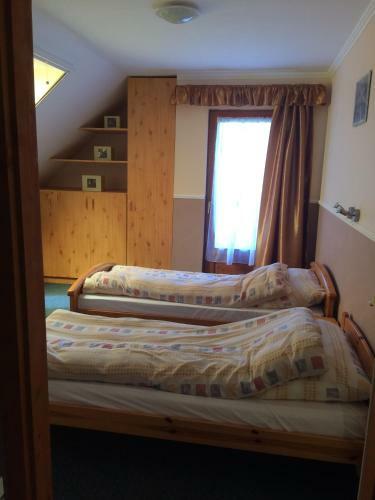 M�zsi Apartman