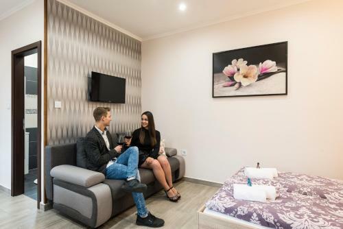 Allium Apartment