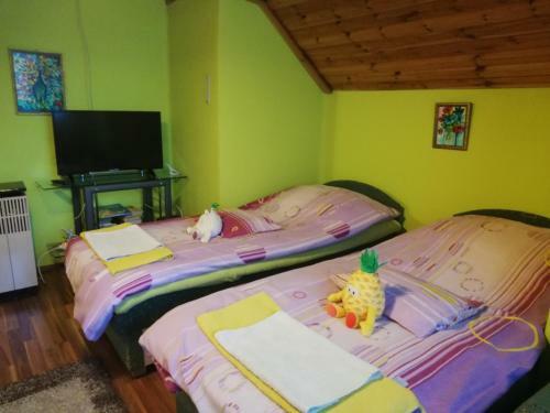 R�zsa Apartman