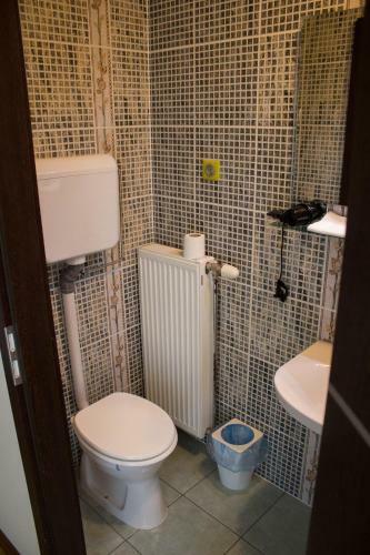 Makotel Apartmanh�z