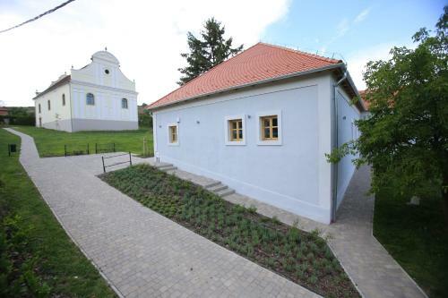 Hostal Csodarabbik �tja Fogad�