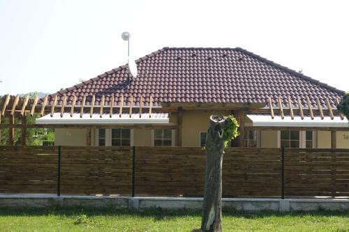 Mesteri Apartman 1a-b