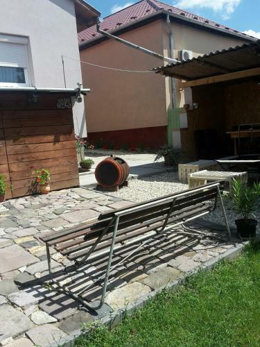 Kaland Vend�gh�z