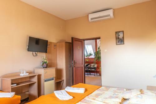 Bed & Breakfast Husz�r Panzi� �s �tterem