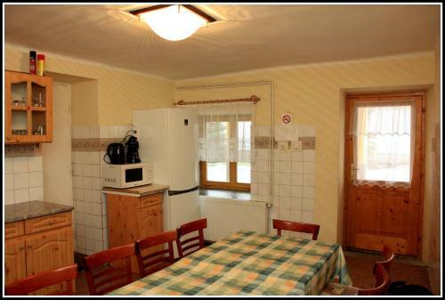Hostal Ez�stfeny? Vend�gh�z