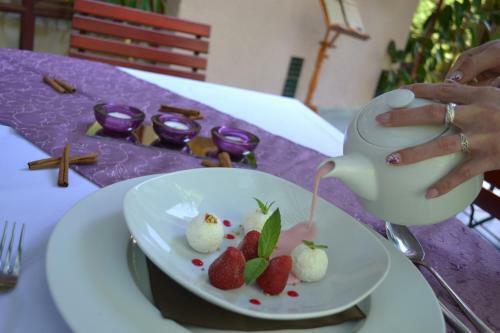 Ez�stfeny? Hotel