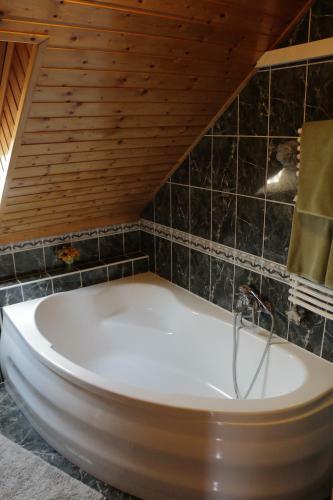 Bib�ca Apartman