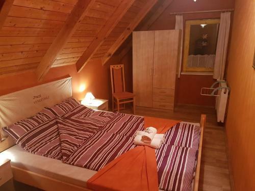 Hostal Fruzsi Vend�gh�z