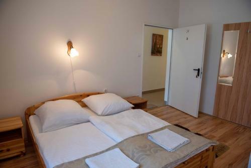 Hostal Anna Vend�gh�z Tarcal