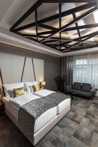 Artis Boutique Hotel