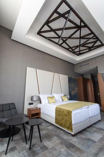 Artis Boutique Hotel