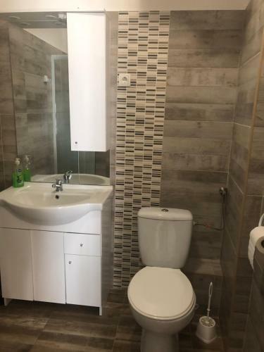 Hostal �des �lom Guesthouse