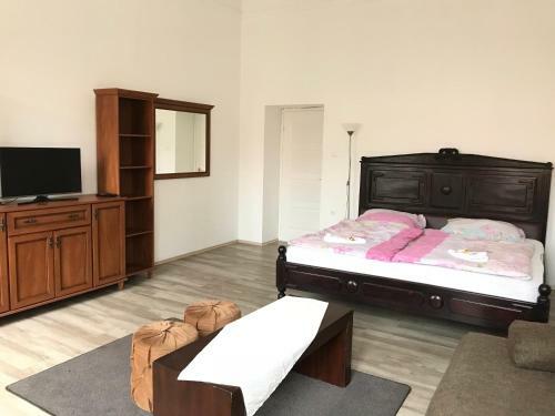 Mate Gold Apartment IV