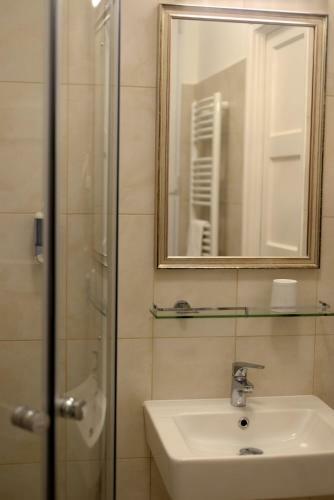 Stef�nia St�di� Apartmanok