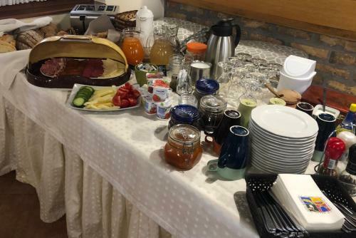 Hostal Blum Pince - Boroz� Vend�gh�z