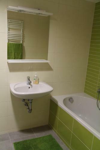 Velence Wellness Apartman