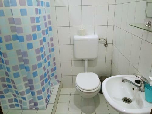 Plat�n Apartmanh�z