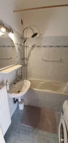 Hegyalja Apartman