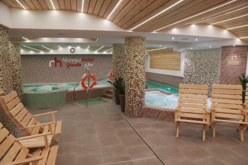 Hostal Hotel Muresul Health Spa
