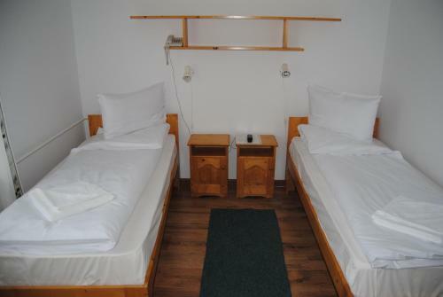 Hostel Teleki
