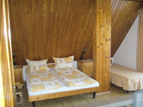 Bed & Breakfast Csaki Vendeghaz