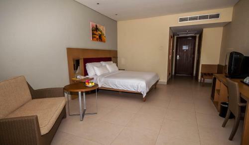 Hotel The Natsepa Resort And Conference Center