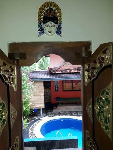 Hostal Kubu Pilatus Inn