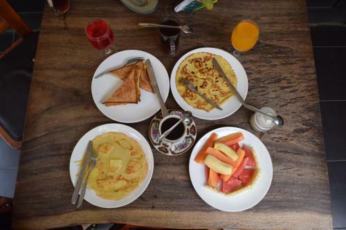 Hostal Tirta Yoga Inn