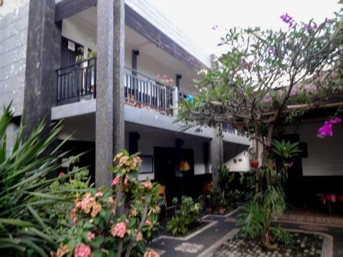 Hostal Tirta Yoga Inn