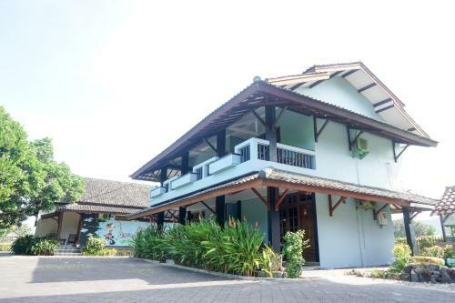 Oyo 942 Srikandi Hotel