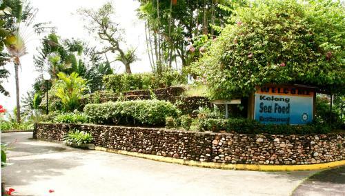 Hotel Batam View Beach Resort
