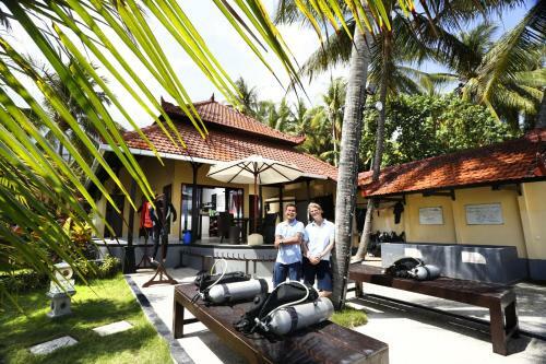 Hotel Teluk Karang Dive & Spa Resort