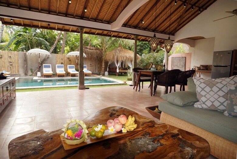 Hotel Cili Emas Oceanside Resort