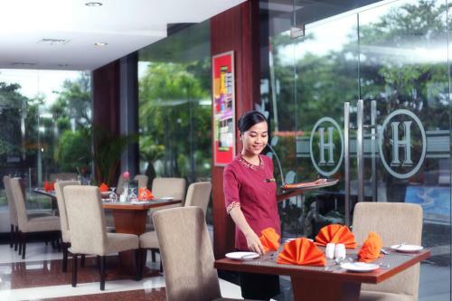 Grand Hatika Hotel