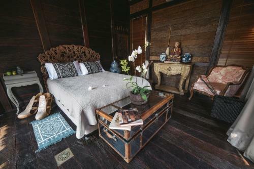 Beachfront Villa Romantic