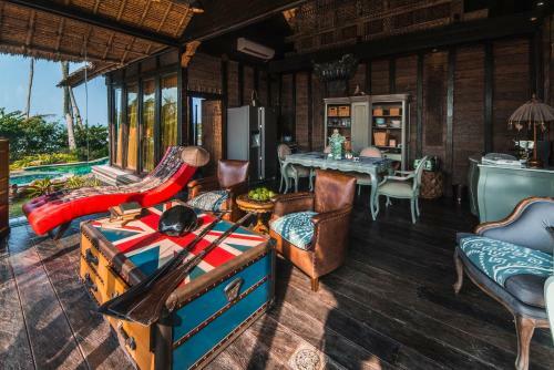 Beachfront Villa Romantic