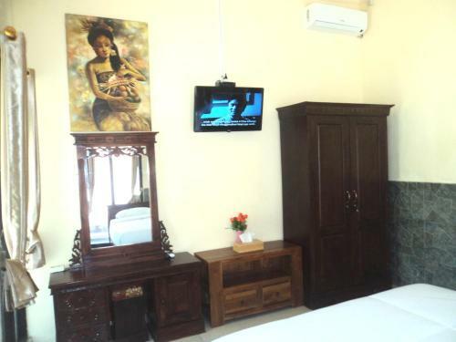 Villa Green House