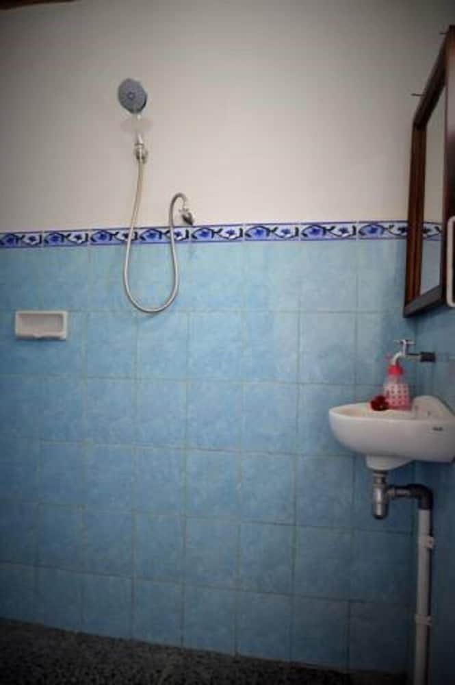 Hostal Bagus Cottage