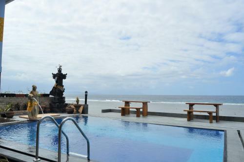Hotel Pradana Beach Inn Luxury