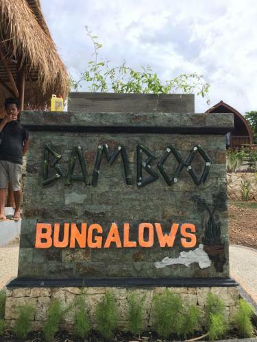 Hostal Bamboo Bungalows