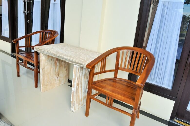 Hostal Deva Devi Beach Inn