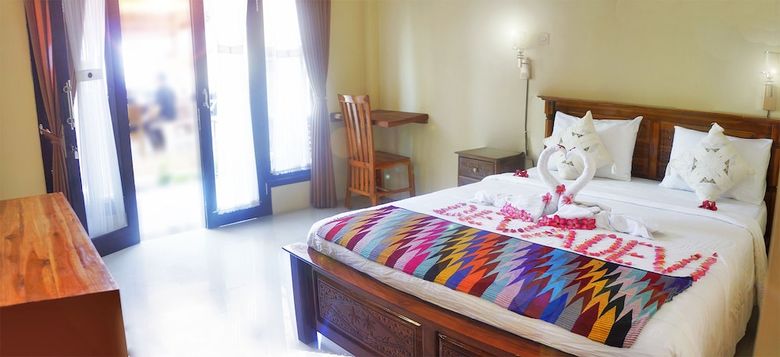 Hostal Deva Devi Beach Inn