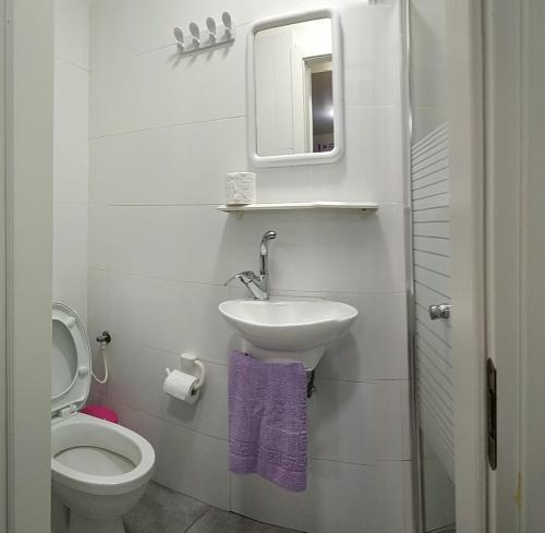 Beachfront Apartment Bat Yam 613