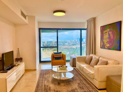 AA Yafit Marina Towers Apartment