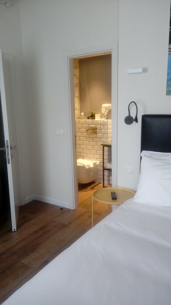 City Port Hotel