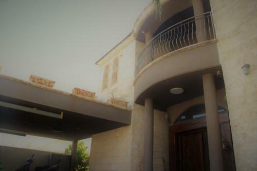 Villa Vila Manor